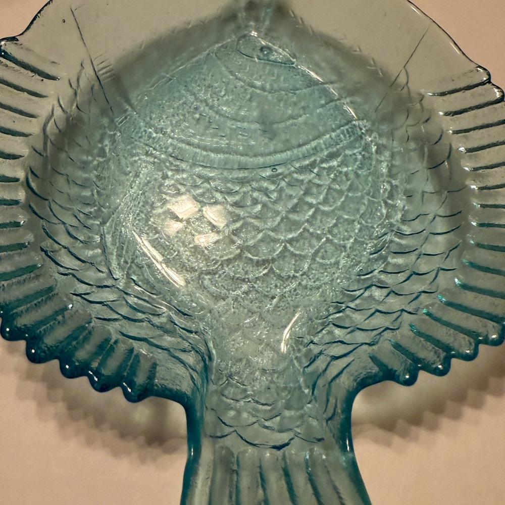 Aqua Fish-Shaped Glass Plate